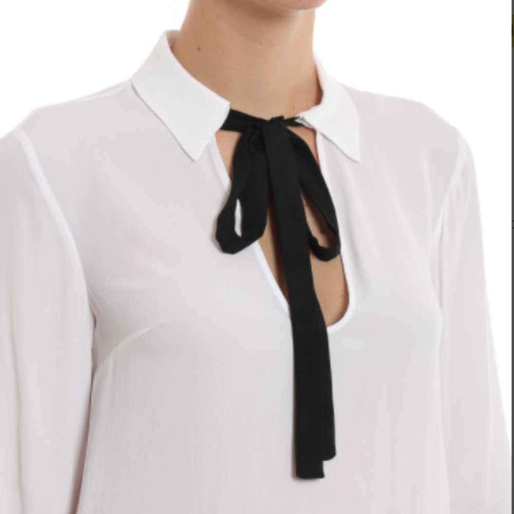 📦 MOVING SALE! Straight from Italy - BEYOND CHIC - Bow Blouse - Like New!